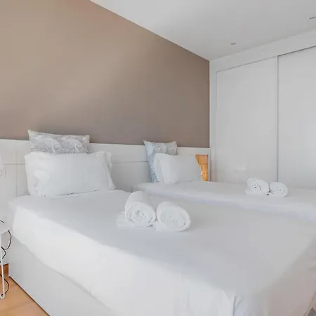 Lejlighed Vivi Homes - Casa Skye Pool, Terrace & Sea View Estepona