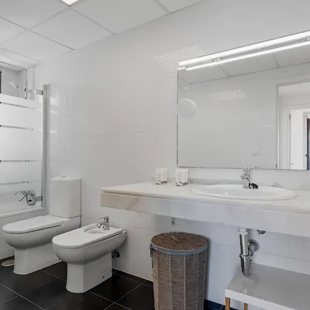 Lejlighed Vivi Homes - Casa Skye Pool, Terrace & Sea View